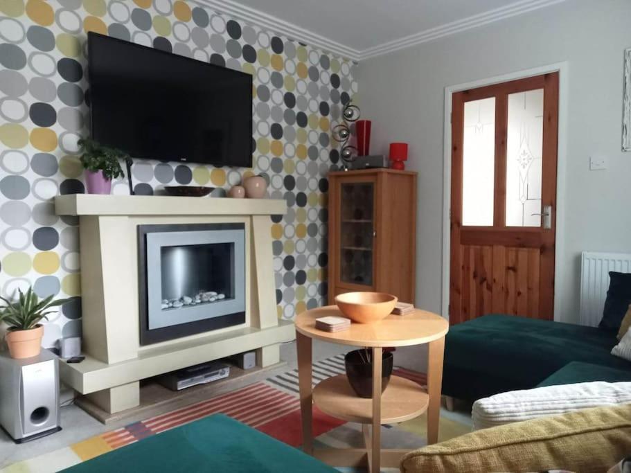 Vila House With Free Parking And Large Garden Wyke Regis Exteriér fotografie