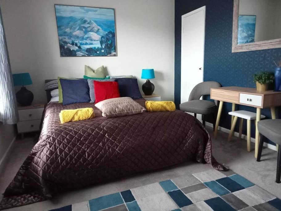 Vila House With Free Parking And Large Garden Wyke Regis Exteriér fotografie