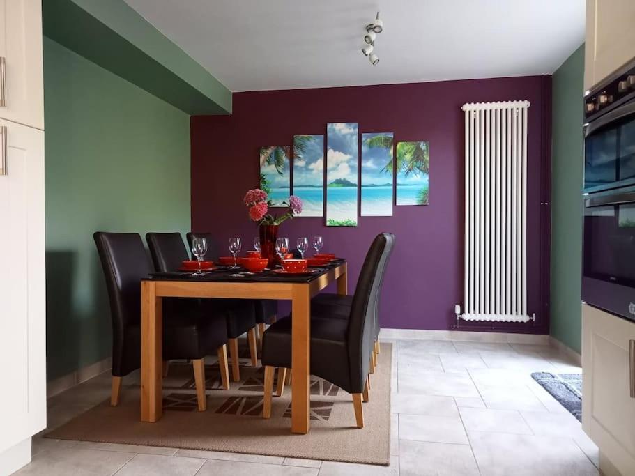 Vila House With Free Parking And Large Garden Wyke Regis Exteriér fotografie